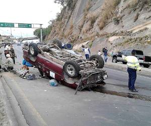 Accidente en el anillo periférico, cerca de la cabecera sur de Toncontín.