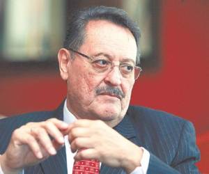 El exfiscal del Estado, Edmundo Orellana, lamentó que en el país no haya capacidad para proteger a quienes investigan casos de corrupción.