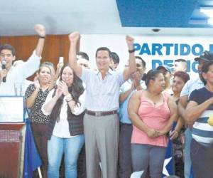 Callejas se reunió con activistas en la sede del Comité Central del PN.