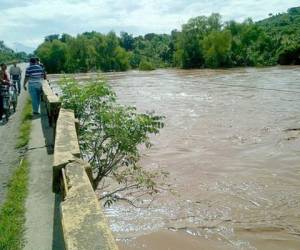 Copeco declaró alerta roja en los municipios aledaños al río Ulúa.