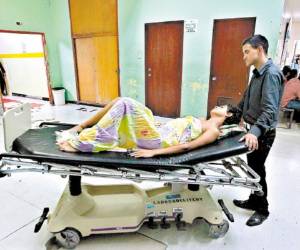 Los pacientes son los que más sufren la falta de personal asistencial.