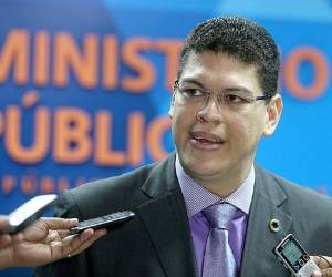 Roberto Ramírez Aldana, titular de la Unidad de Apoyo Fiscal del Ministerio Püblico.