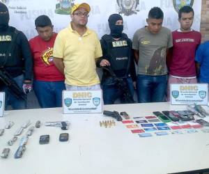 Dos taxistas fueron capturados en operativos en la capital de Honduras en los que cayeron otros sospechosos de varios delitos. (Foto: Wilfredo Alvarado)