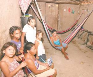 La familia de Miguel Ángel Núñez reside en condiciones de pobreza.