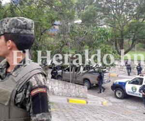 Bajo fuertes medidas de seguridad fue trasladado a la Corte Suprema de Justicia de Honduras, Héctor Emilio Fernández Rosa. (Fotos: Rodolfo Isaula)