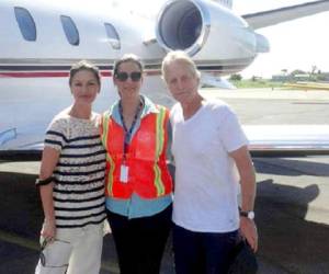 Catherine Zeta-Jones y a su esposo Michael Douglas de visita en Honduras.