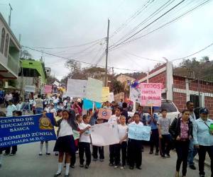 La marcha se llevo a cabo a las 8:00 de la mañana