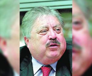 Carlos Orbin Montoya.