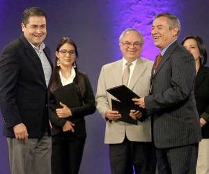 El presidente de Honduras inauguró el miércoles el año escolar bilingüe. (Foto: Marvin Salgado)