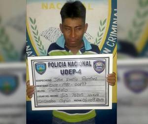 José Emilio Ramírez es sospechoso de matar a su madre.