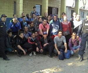 Un grupo de cubanos fue requerido en la frontera de Honduras con Niraragua.