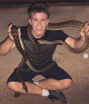 20 fotos que demuestran el increíble parecido entre Robert Irwin y su padre