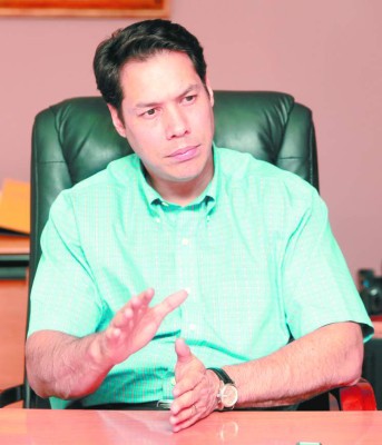 Pago de salarios de la ENEE bajó de 148 a 72 millones de lempiras mensuales