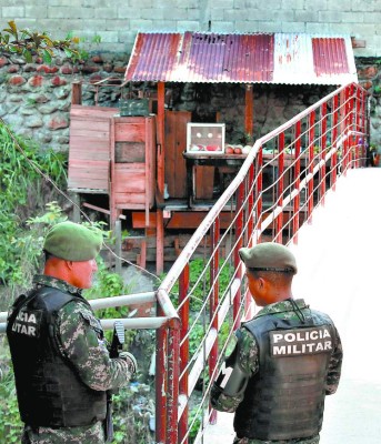 Joven visitaba a su mamá cuando fue tiroteada en Choloma
