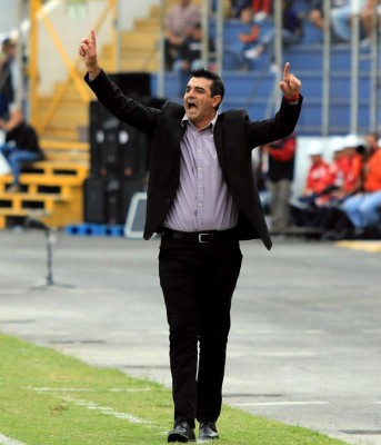 Diego Vazquez va por su tercer título como técnico de Motagua