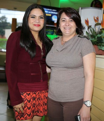 Exquisita cita culinaria para presentar menú