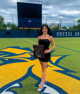 Paige DeAngelo, la mujer con dos úteros, dos vaginas y dos periodos menstruales