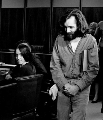 Charles Manson se casaría con mujer de 26 años