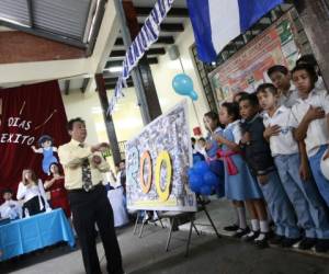 La celebración se llevó a cabo en Tegucigalpa con la presencia de algunas autoridades educativas.