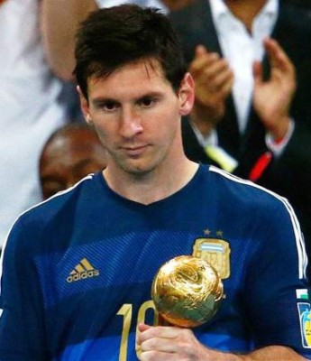 Maradona opinó sobre el Balón de Oro otorgado a Messi