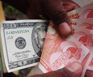 1.5 millones de dólares diarios pueden vender al día los bancos privados de Honduras, de manera directa, a los clientes del sector privado, según lo aprobado por el BCH.