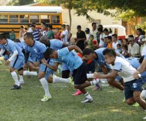 Los jugadores del Honduras Progreso entrenan para enfrentar su compromiso ante Olimpia.