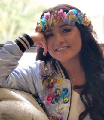 Lluvia de críticas a Rubí Ibarra, la quinceañera más famosa de México