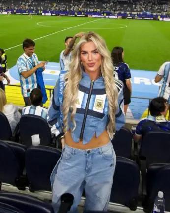 Pareja de futbolista de Argentina revela el regalo que les hizo Messi después del Mundial