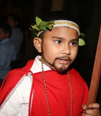 La vía dolorosa de Jesús tiene rostro infantil