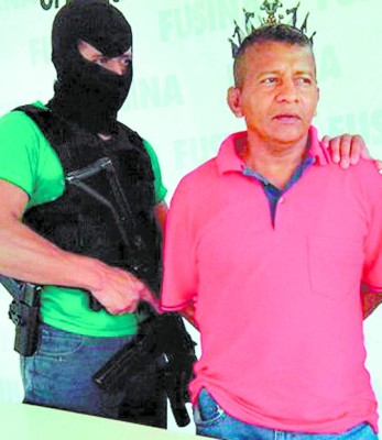 Capturan a un hombre acusado de homicidio