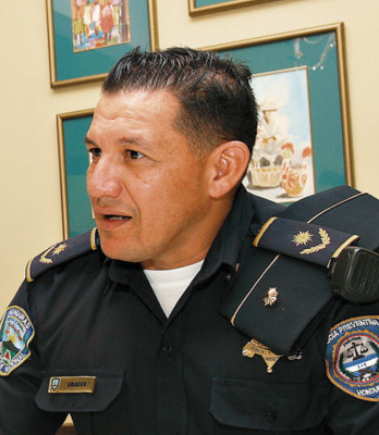Asesinan a comisario Henry Amador Roque