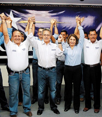 Designado Barnica oficializa aspiraciones a la presidencia de Honduras