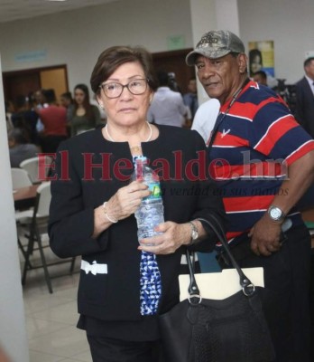 En medio de un proceso legal y víctima del covid-19, muere Martha Medrano, madre de Luis Zelaya