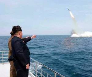 China, considerada como única aliada de Corea del Norte, advirtió que un 'conflicto podría estallar en cualquier momento' y repitió que 'el diálogo es la única salida'.