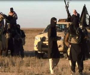 El grupo extremista reaccionó tras el nuevo atentado en Marsella, Francia, donde dos mujeres perdieron la vida.