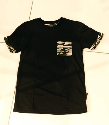 La moda militar invande el armario femenino