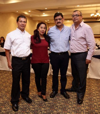 Ejecutivos premian esfuerzo, lealtad y compromiso