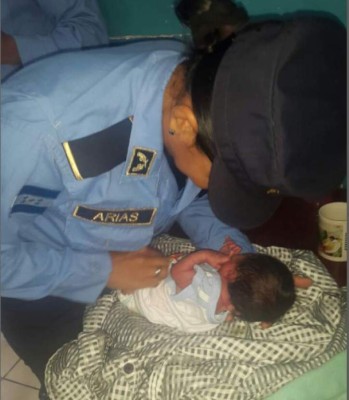 Universitaria que rescató bebé: 'No podiamos dejarlo como un perrito abandonado'