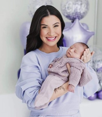 'Influencers' aseguran que no le asignarán género a su bebé para que lo elija al crecer