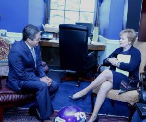 La congresista republicana por el Estado de Texas, Kay Granger en reunión con Hernández (Foto: El Heraldo Honduras/ Noticias de Honduras)