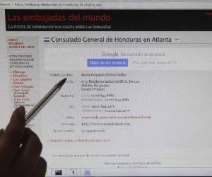 En la página web aparece la ubicación de los supuestos consulados, los números telefónicos y hasta el nombre de los cónsules. Toda está información es errónea.