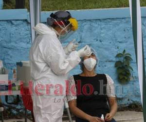 Autoridades municipales indicaron que la aplicación del extenso toque de queda, es con el fin de reducir el tiempo del contagio y contacto. FOTO: David Romero/EL HERALDO