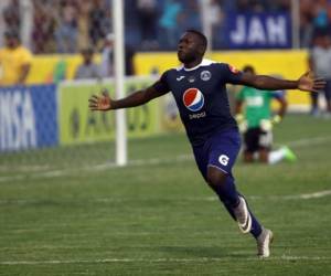 El Congo Wilmer Crisanto anotó el domingo pasado en el clásico ante Olimpia.