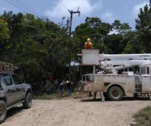Las cuadrillas de la Empresa Energía Honduras realizarán trabajos de mantenimiento en los sectores donde se programó la interrupción.