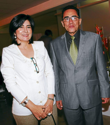 Moderno centro de atención ocular