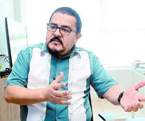 El titular del IHTT, Roberto Zacapa, dijo que primero se concentrarán en mejorar el sistema y luego revisarán las tarifas.