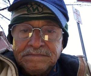 Óscar Paredes Barahona fue herido por ladrones a unos metros de su casa en Estados Unidos. Foto proporcionada por uno de los familiares de la víctima.