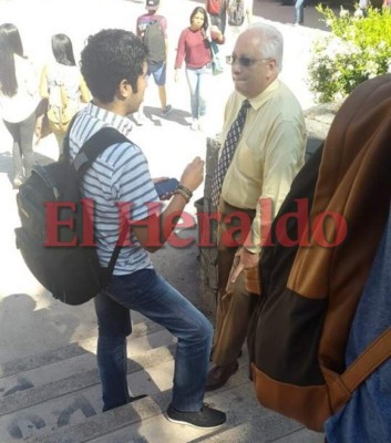 Esto hizo Francisco Herrera en su primer día en funciones como nuevo rector de la UNAH