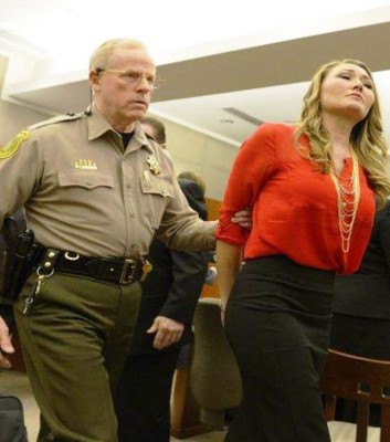 EEUU: Profesora se declara culpable por violación de tres alumnos