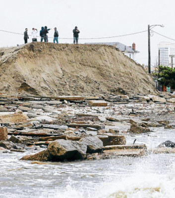 Descartan hondureños entre víctimas de Sandy